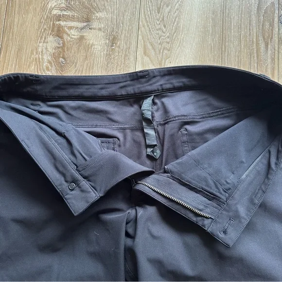 LULULEMON Black ABC Slim Pants - 32